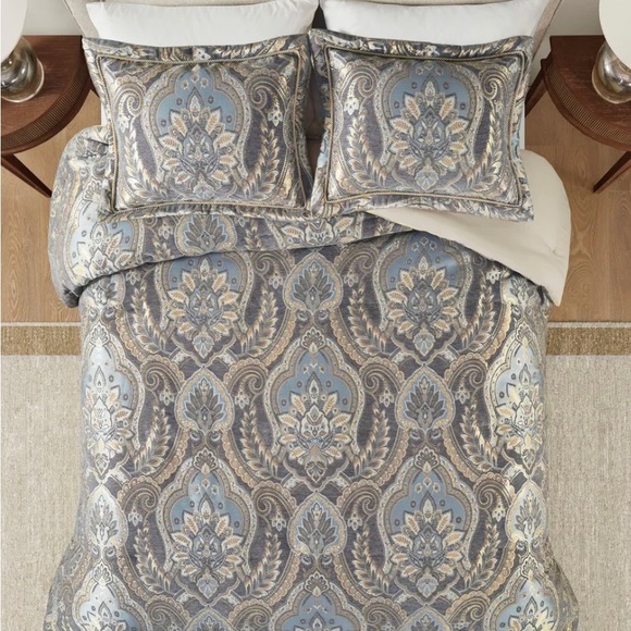 Croscill Bedding Croscill Classics Julius 4 Piece Comforter Set